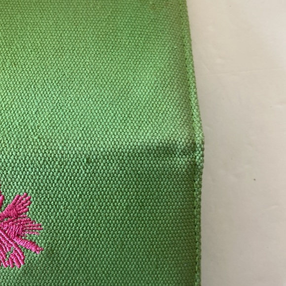 Palmetto pouch trifold large wallet. - Picture 4 of 11